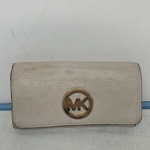 Michael Kors Fulton vanilla Flap Wallet